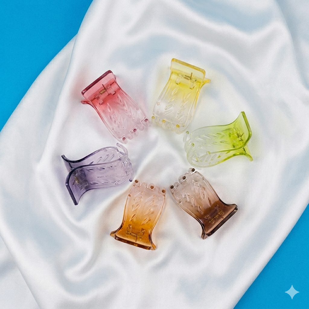 MH1211 Translucent Ombre Claw Clip - Image 1