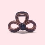 Frosted Elegance Bow Claw Clip - Image 3